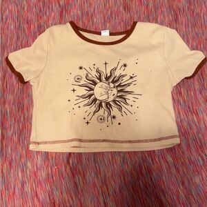 SHEIN Beige and Brown Sun Graphic Baby Tee